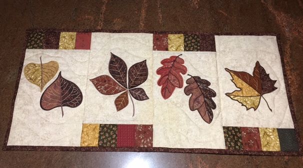 Applique Leaves Table Runner-3