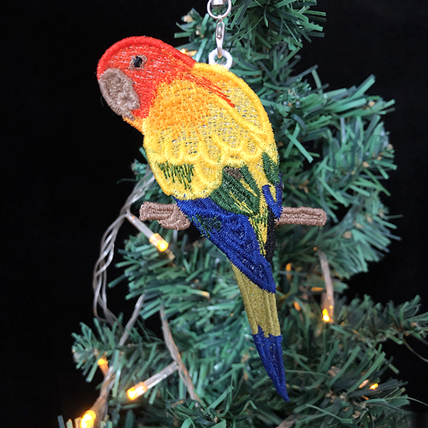 FSL Colorful Parrot | OregonPatchWorks