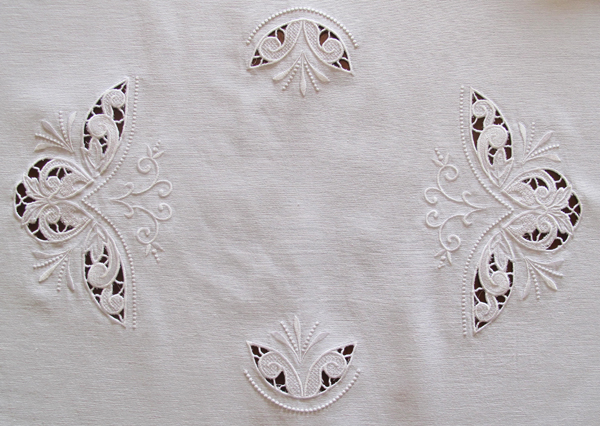 ELEGANT CUTWORK | OregonPatchWorks