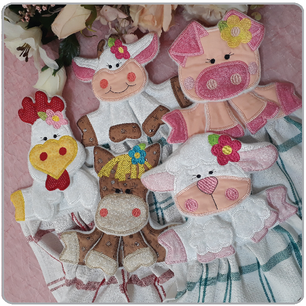 ITH Farm Animal Snap Towel Toppers -3