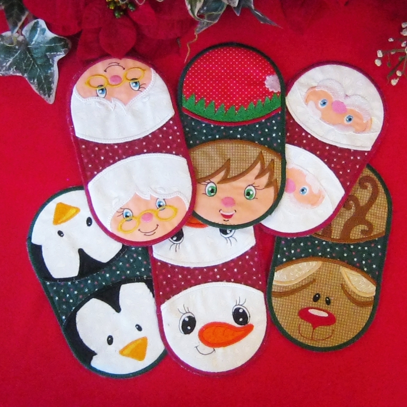 ITH Cutesy Christmas Oven Mitts -3