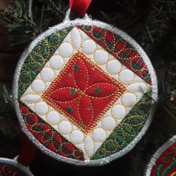 Quilted Christmas Ornaments