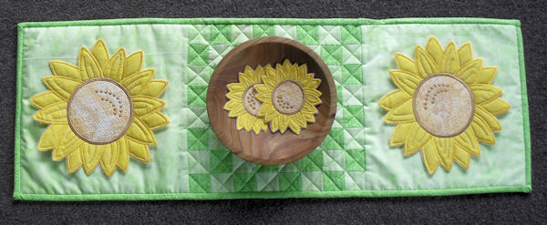 LARGE SUNFLOWER APPLIQUE -4