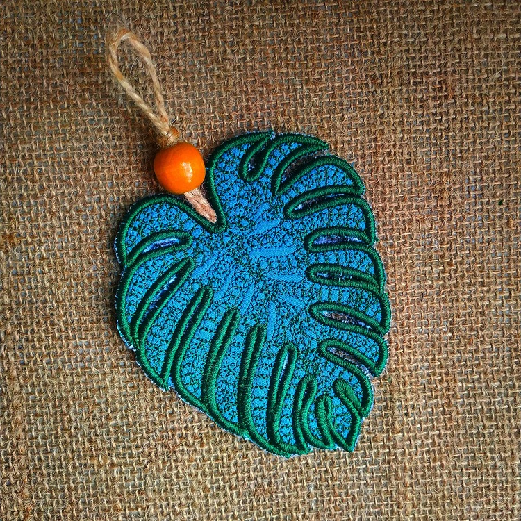 ITH Monstera Little Ornament