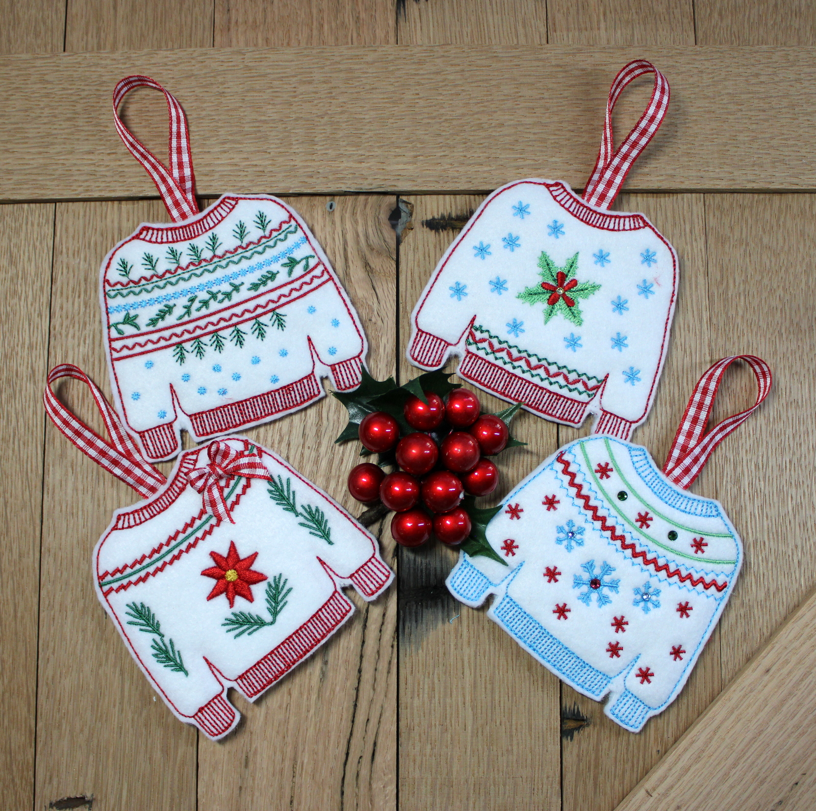 Sweater Ornaments or Gift Card Holders-5