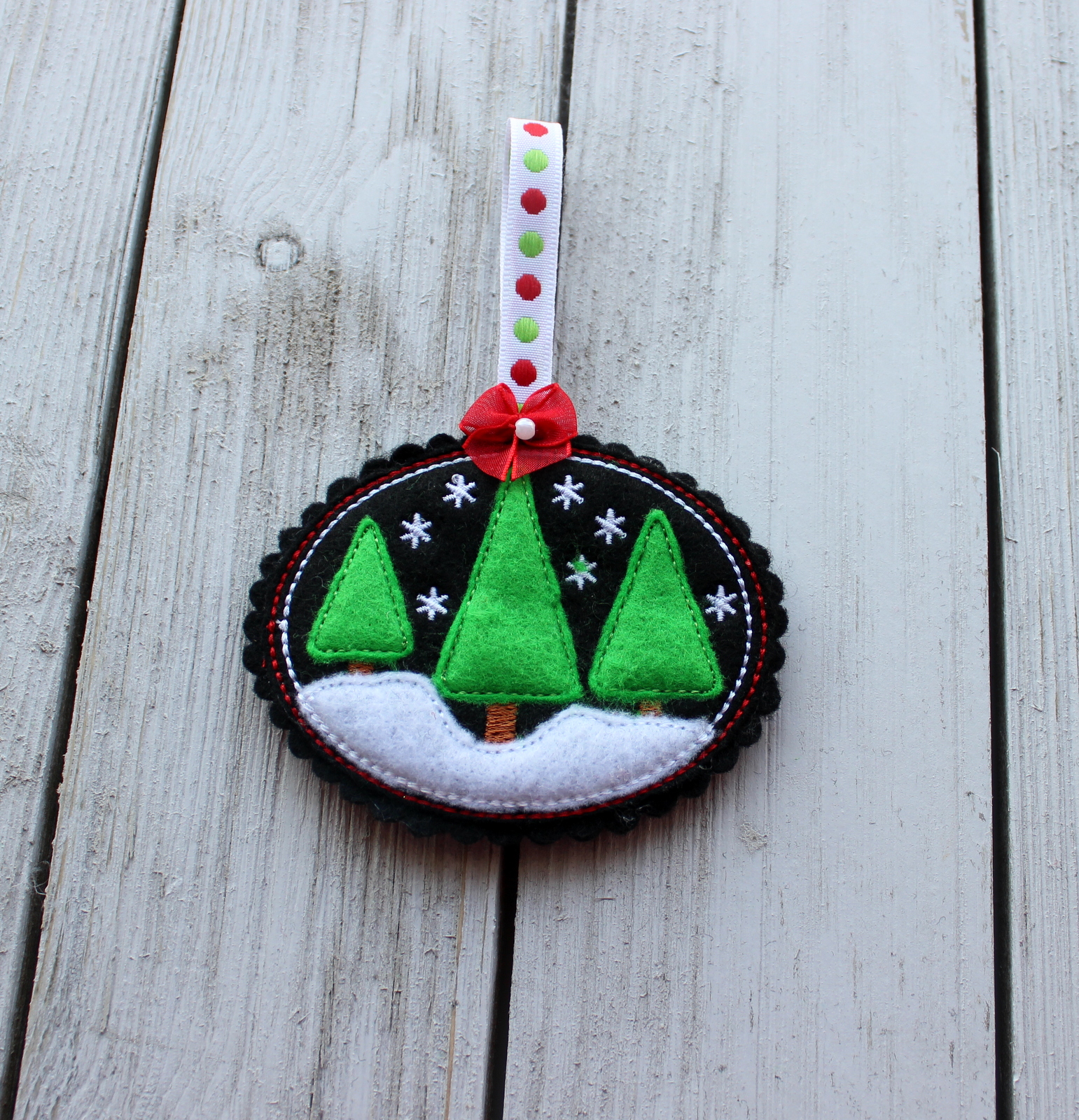 Applique Felt Ornaments-8