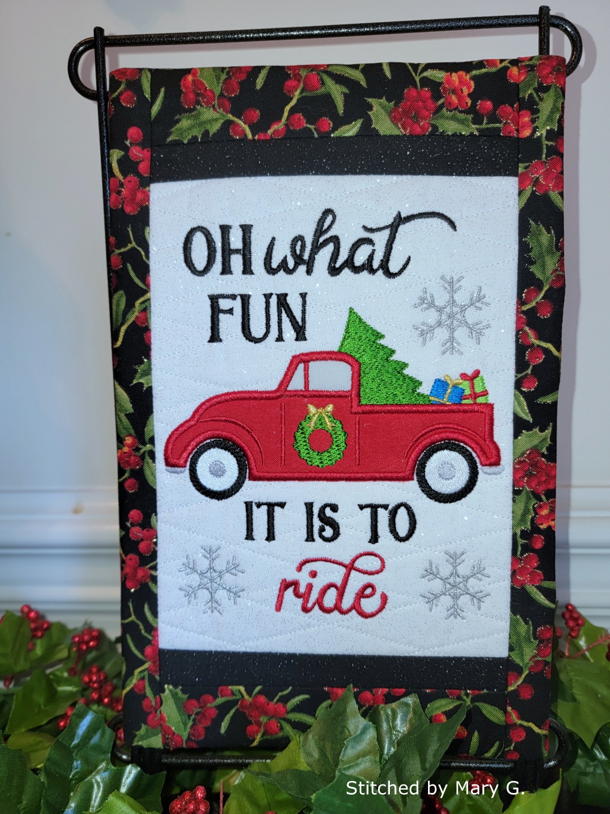 Christmas Truck Mini Quilt (7x11)-5