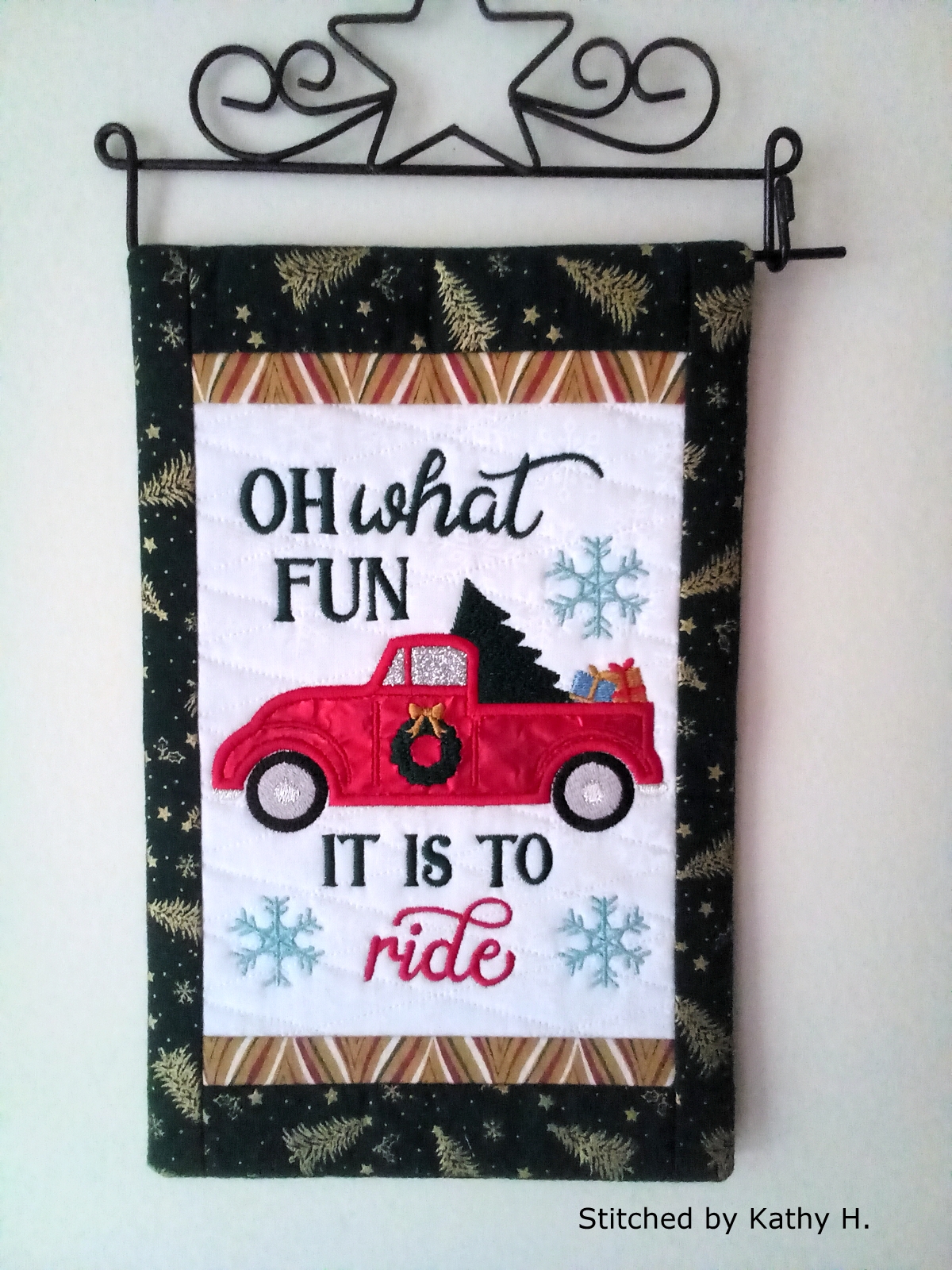 Christmas Truck Mini Quilt (7x11)-7