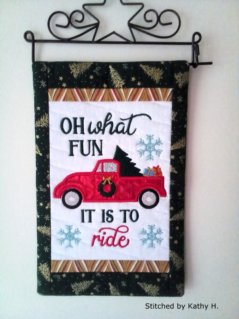 Christmas Truck Mini Quilt (7x11)-12