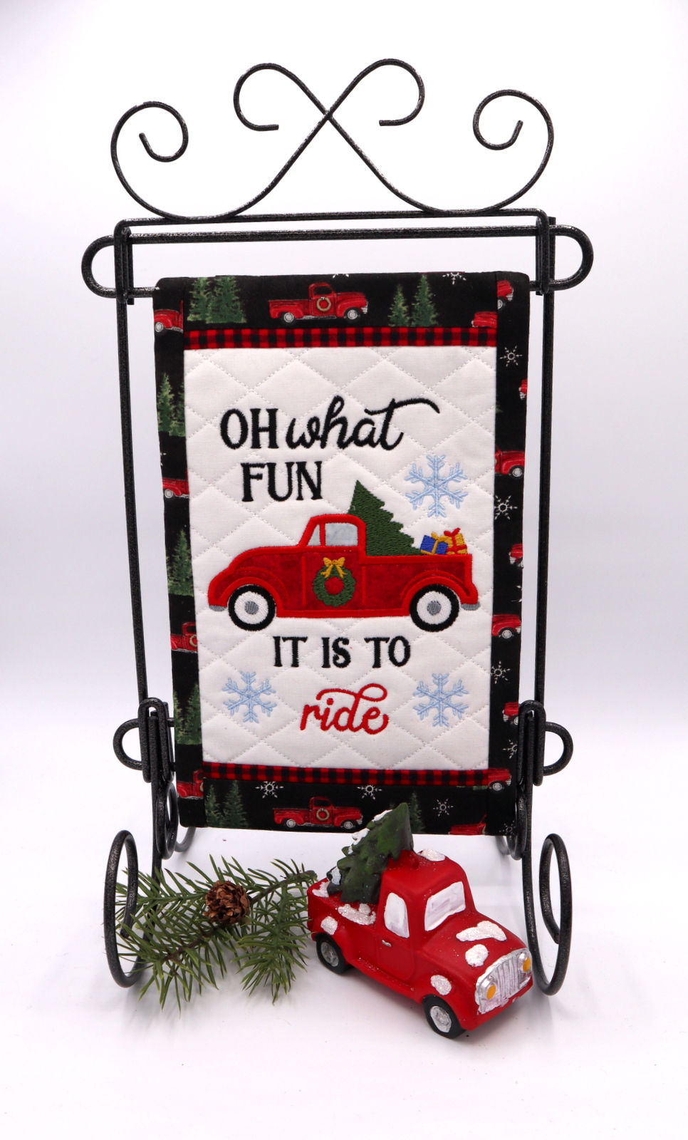 Christmas Truck Mini Quilt (6x10)-3