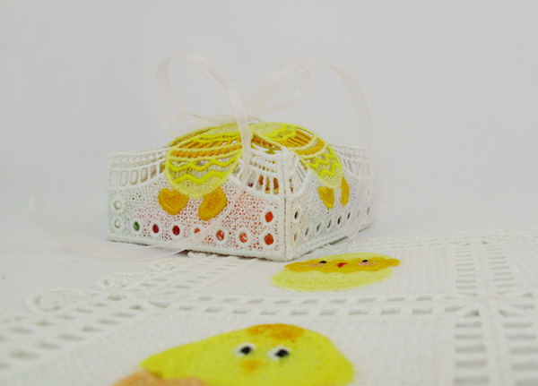 FSL Easter Basket and Doily-24